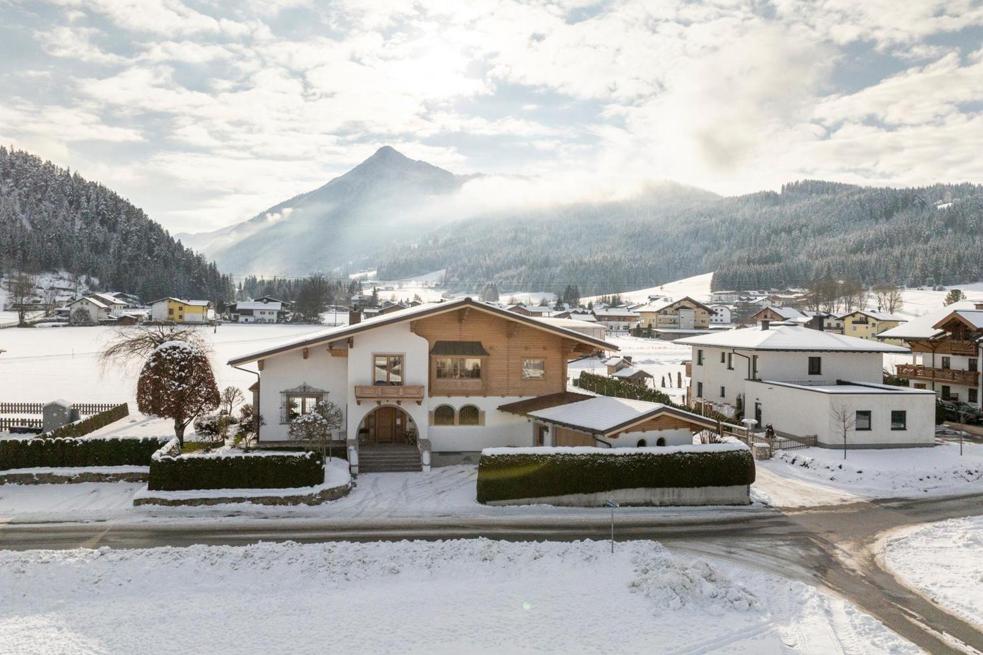 Villa Das Landhaus Altenmarkt im Pongau Exterior foto